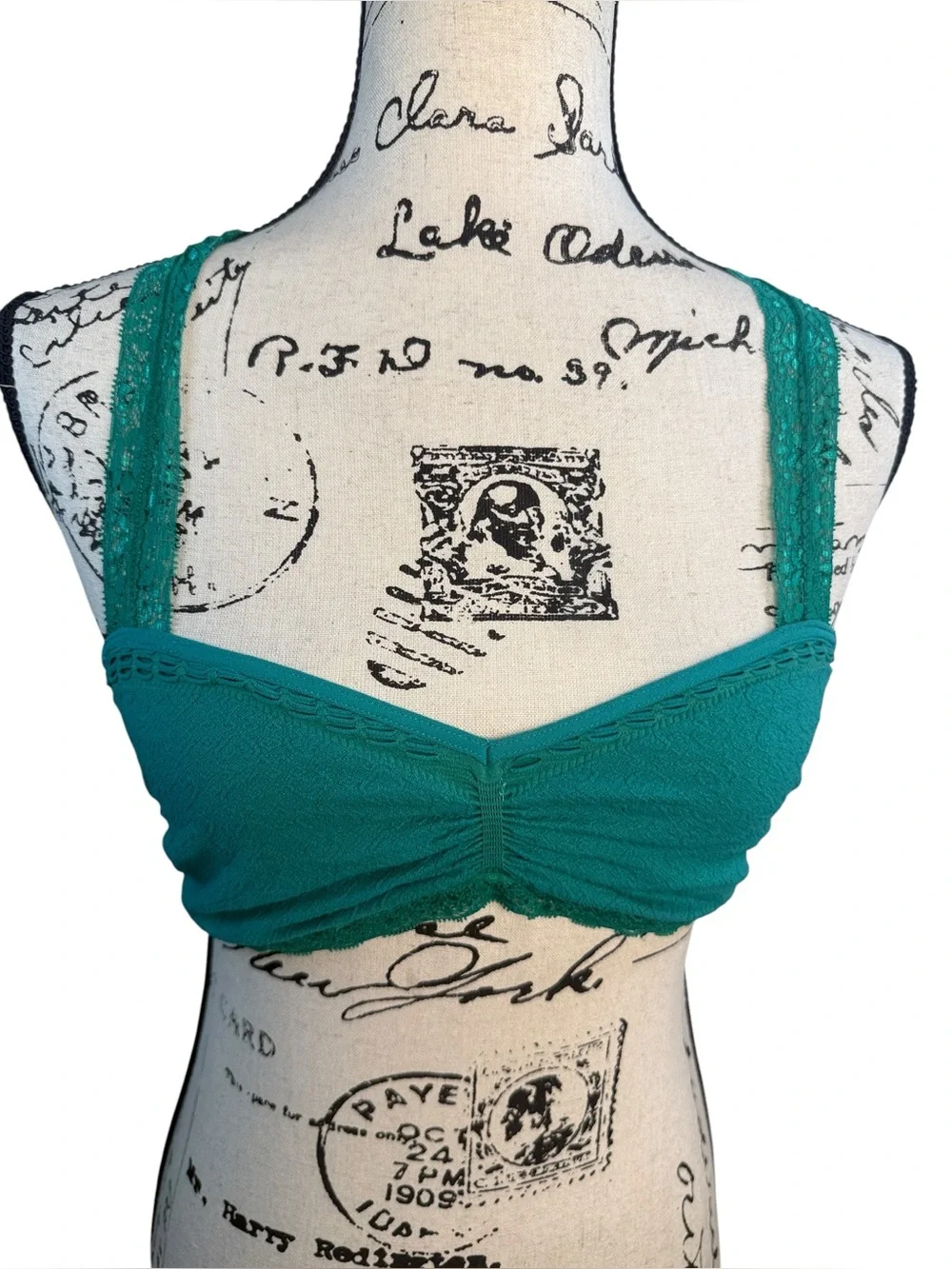 Free People Intimately Seamless Crochet Racerback Bralette size Medium/Large - Picture 3 of 11